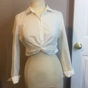 White long sleeve cropped top